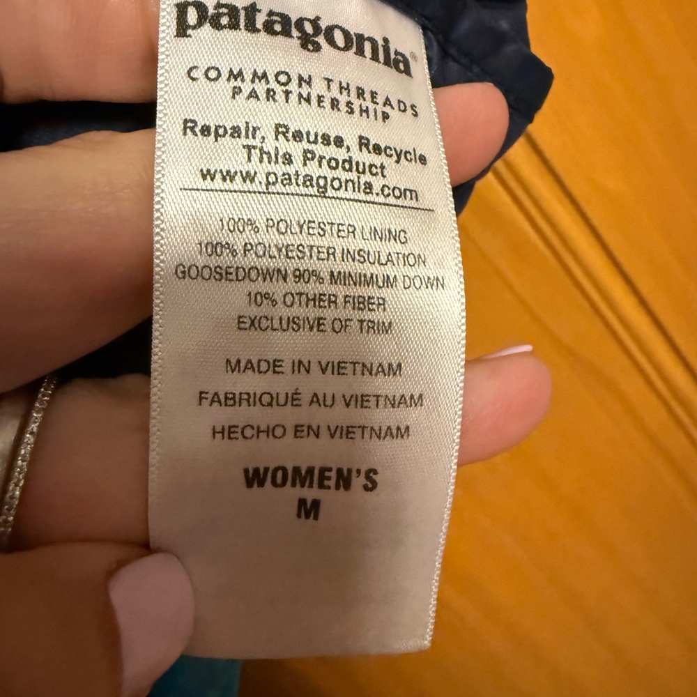 Patagonia 90% goosedown Blue Puffer Vest - Picture 4 of 4